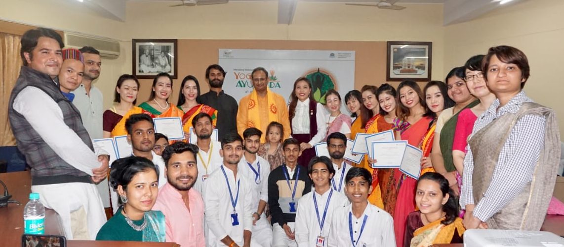 At the end of the Workshop on Yoga and Ayurveda Valediction Ceremony was held in the presence of Respected Pro Vice Chancellor Dr. Chinmay Pandya.